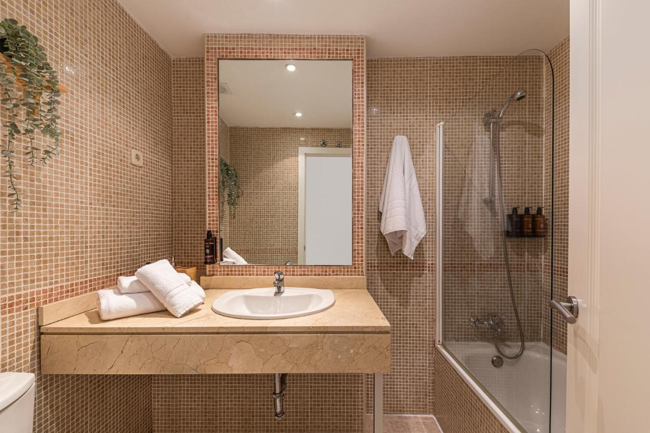 Bnbholder II Santiago Bernabeu Apartment Мадрид Екстериор снимка